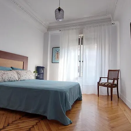 Oviedo Rooms Homestay Oviedo