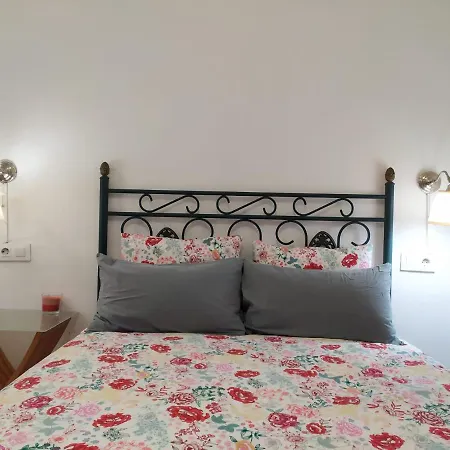 Homestay Oviedo Rooms *